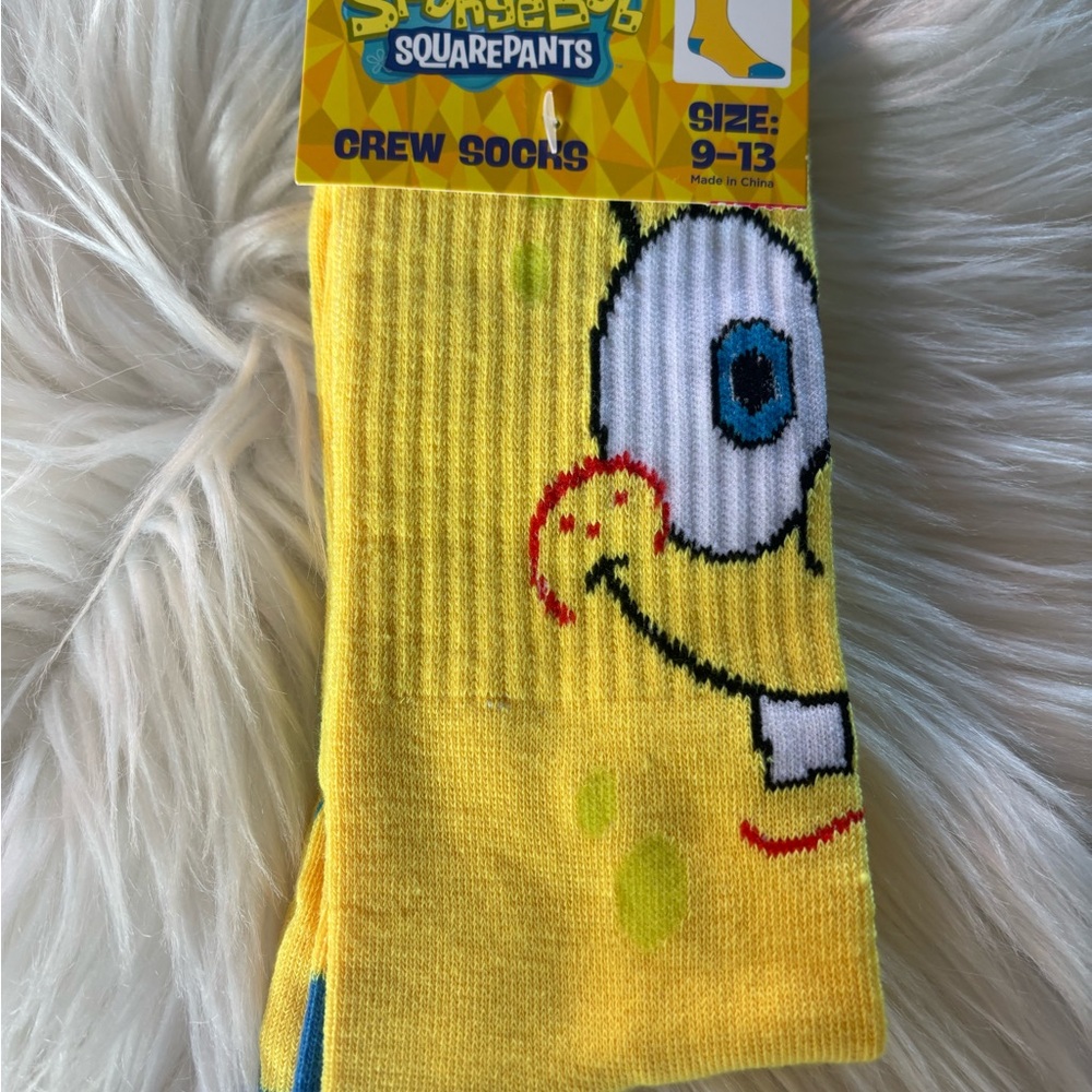 SpongeBob SquarePants Yellow Crew Socks new